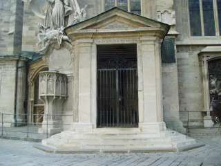 Stephansdom.Kruzifixkapelle.jpg Stephansdom.Kruzifixkapelle.jpg