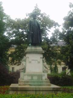 Debrecen, Emlékkert: Bocskai szobor.jpg Debrecen, Emlékkert: Bocskai szobor.jpg