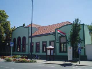 Gyula, Kossuth u. 13. 1.kép.jpg Gyula, Kossuth u. 13. 1.kép.jpg