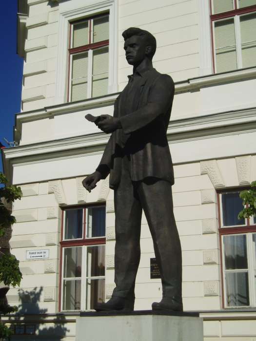 Makó, Csanád vezér tér 06. 2.kép.jpg Makó, Csanád vezér tér 06. 2.kép.jpg