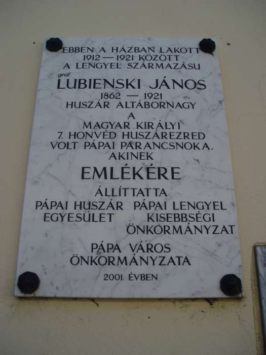 Pápa, Fő tér 21. 3.kép.jpg Pápa, Fő tér 21. 3.kép.jpg